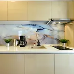 Away From - Modern & Cozy Near Vibrant Unirii Area Bucureşti