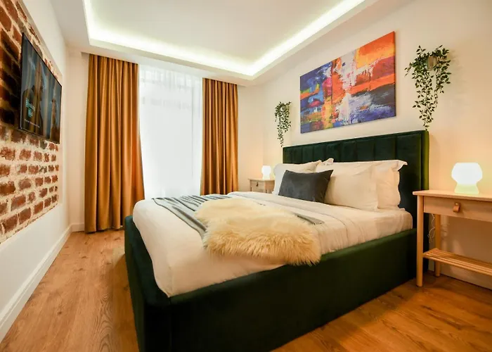 Away From - Modern&cozy Near Vibrant Unirii Area Apartament Bukareszt