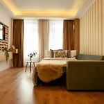 Away From - Modern & Cozy Near Vibrant Unirii Area