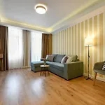 Away From - Modern & Cozy Near Vibrant Unirii Area * Bucharest
