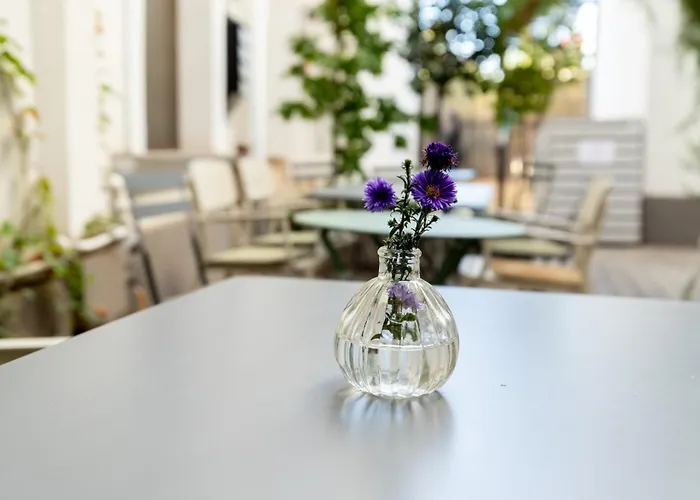 Away From - Modern & Cozy Near Vibrant Unirii Area *