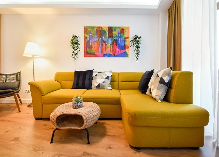 Away From - Modern & Cozy Near Vibrant Unirii Area